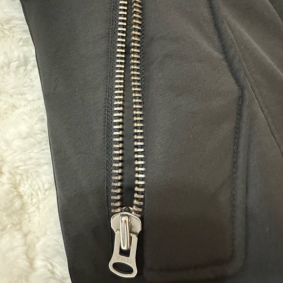 Mackage winter Jacket - Picture 3 of 16